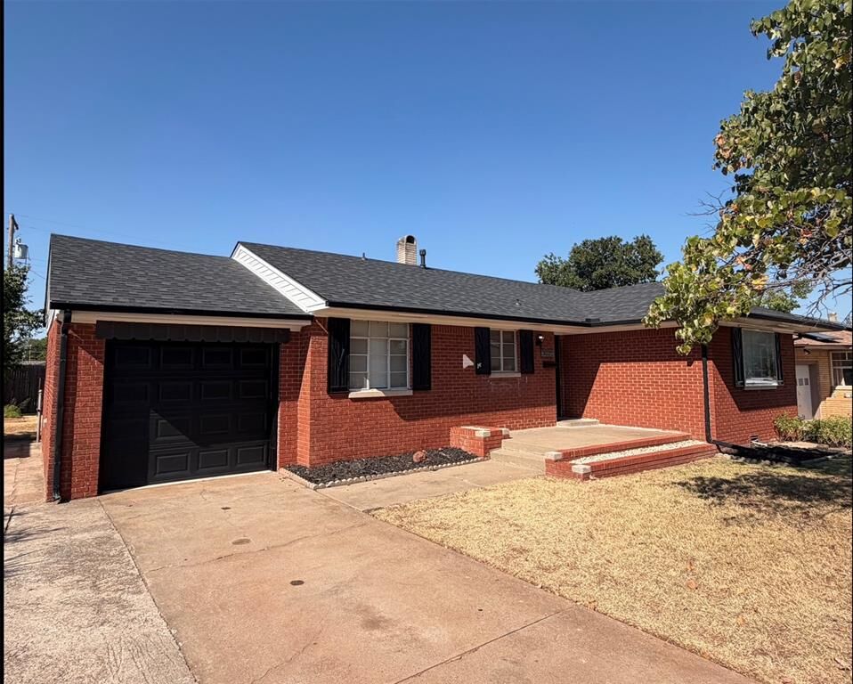 Property Photo:  3025 NW 69th Street  OK 73116 