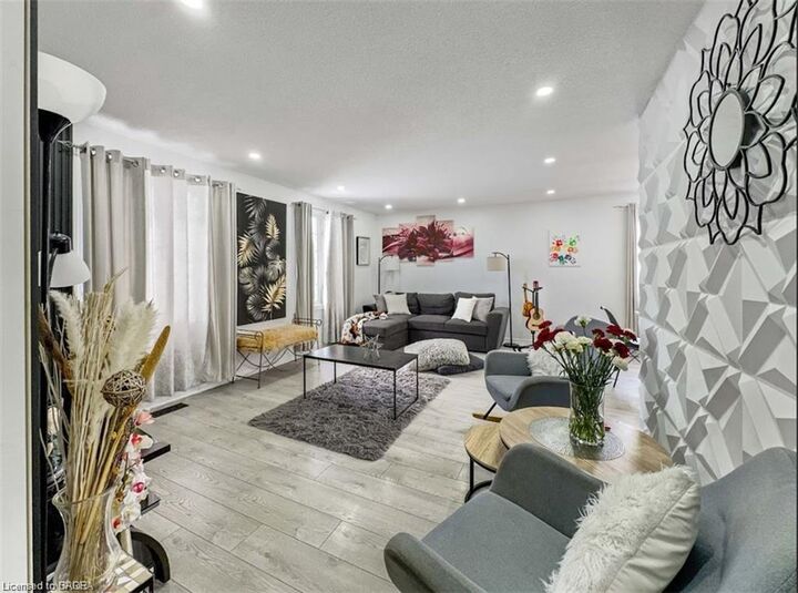 Property Photo:  77 Schuyler Street  ON N3L 4C8 