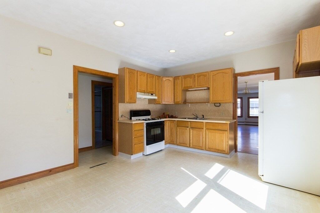 Property Photo:  48 Harvard St 2  MA 02150 