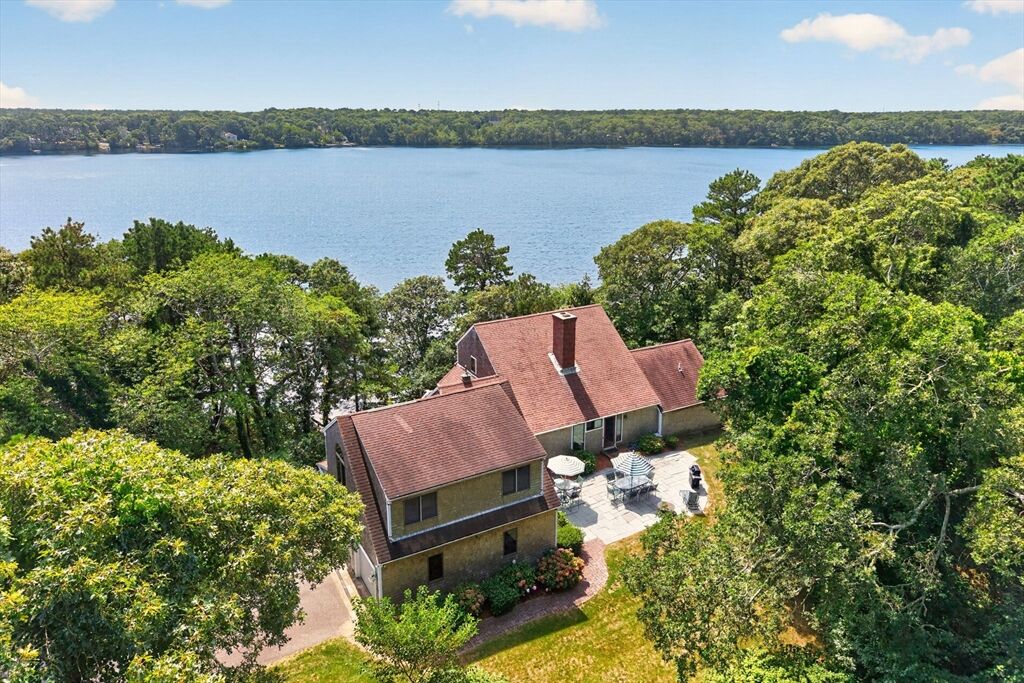 Property Photo:  3 Hinckley Rd  MA 02645 