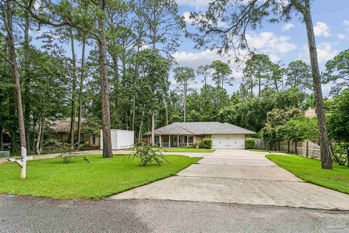 Property Photo:  2908 Coral Strip Pkwy  FL 32563 