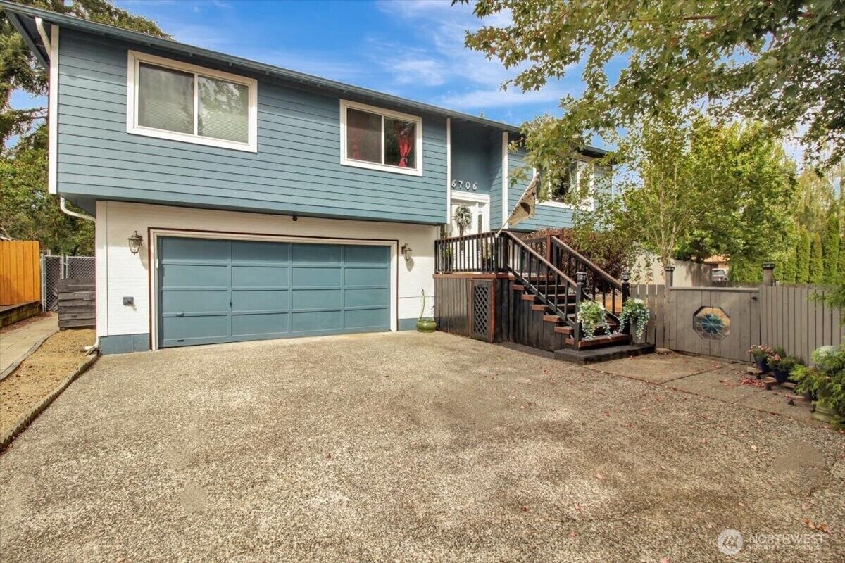 Property Photo:  6706  22nd Drive NE  WA 98271 