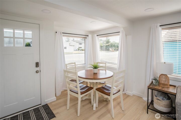 Property Photo:  4711  Pacific Way  WA 98644 