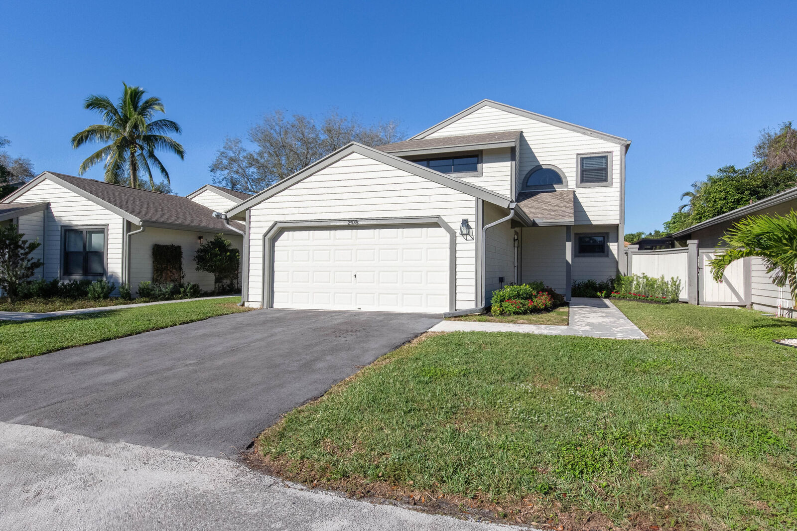 Property Photo: 2478 Bedford Mews Drive FL 33414