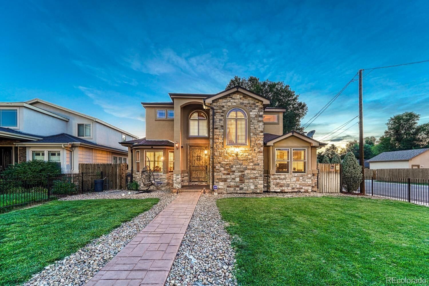 Property Photo:  1023 S Locust Street  CO 80224 