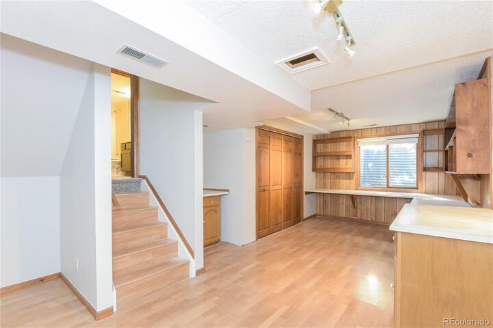Property Photo: 4050 S Espana Way CO 80013