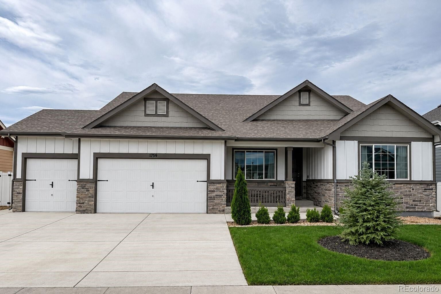 Property Photo: 1759 Vista Point Lane CO 80550