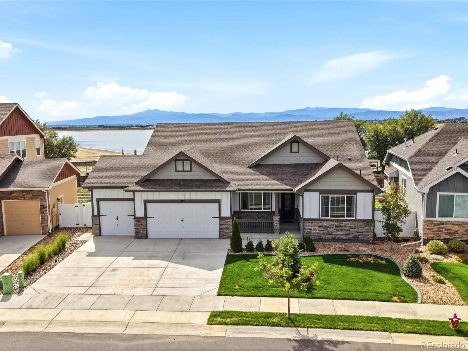 Property Photo:  1759 Vista Point Lane  CO 80550 