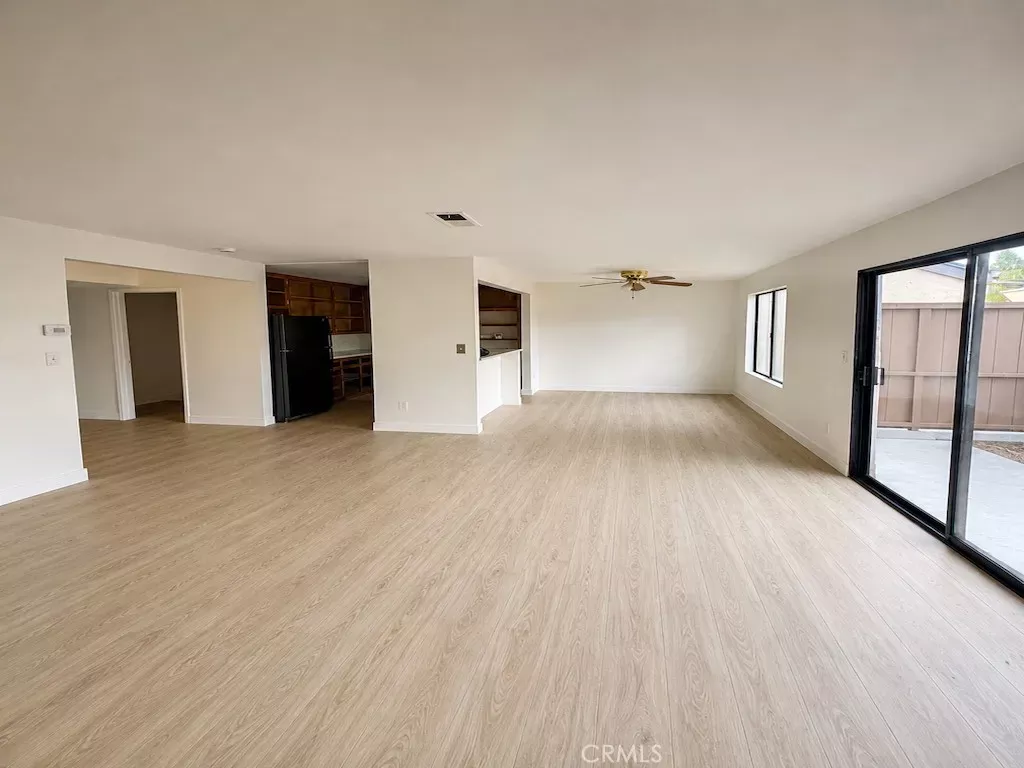 Property Photo:  450 W W Vermont 201  CA 92025 