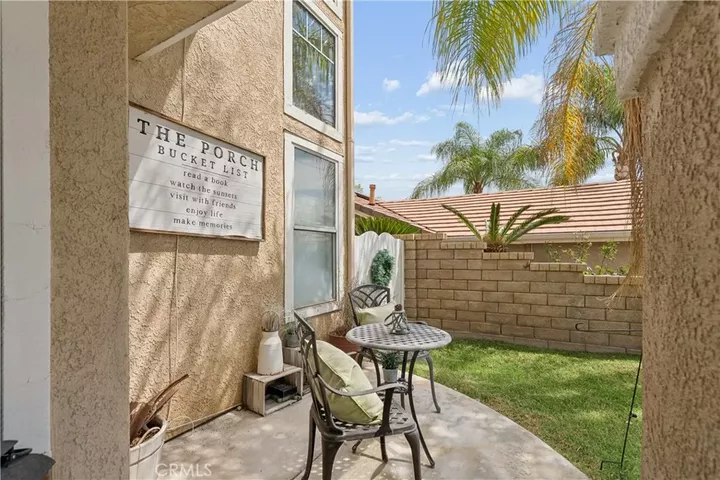 Property Photo:  27927 Lassen  CA 91384 
