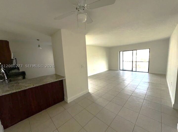 Property Photo: 13781 SW 66th St 222B FL 33183