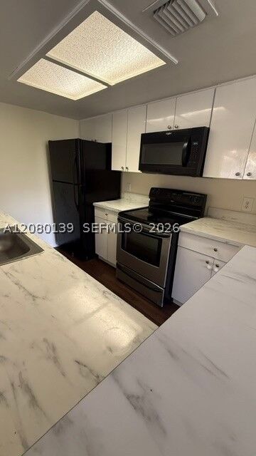 Property Photo: 3182 Coral Lake Ln 3182 FL 33065