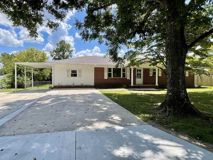 Property Photo:  1804 Culpepper St NW  AL 35055 