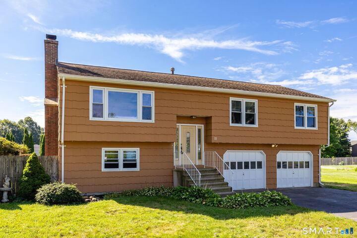 Property Photo: 11 Londonderry Lane CT 06460