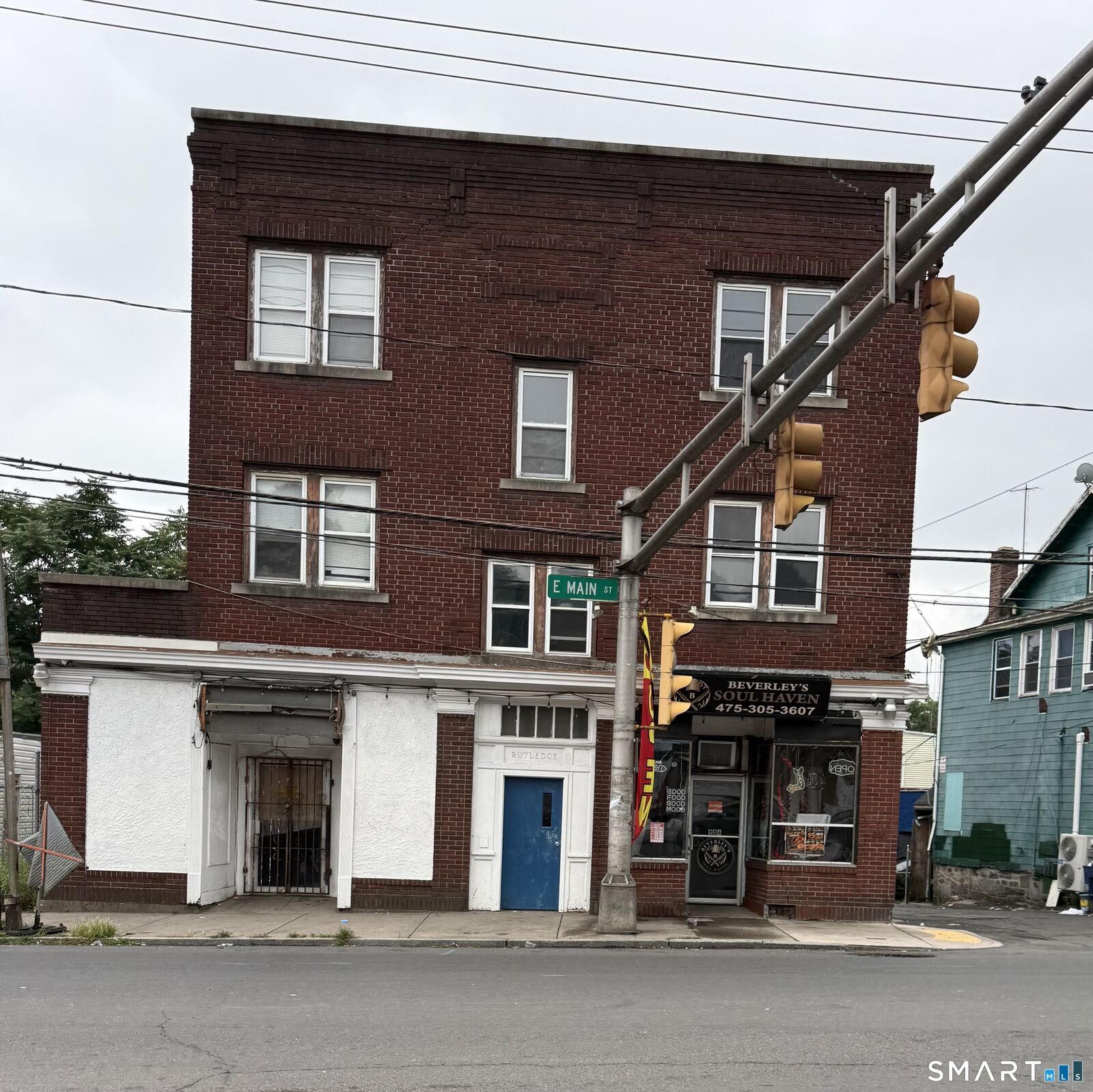 Property Photo: 734 East Main Street CT 06702