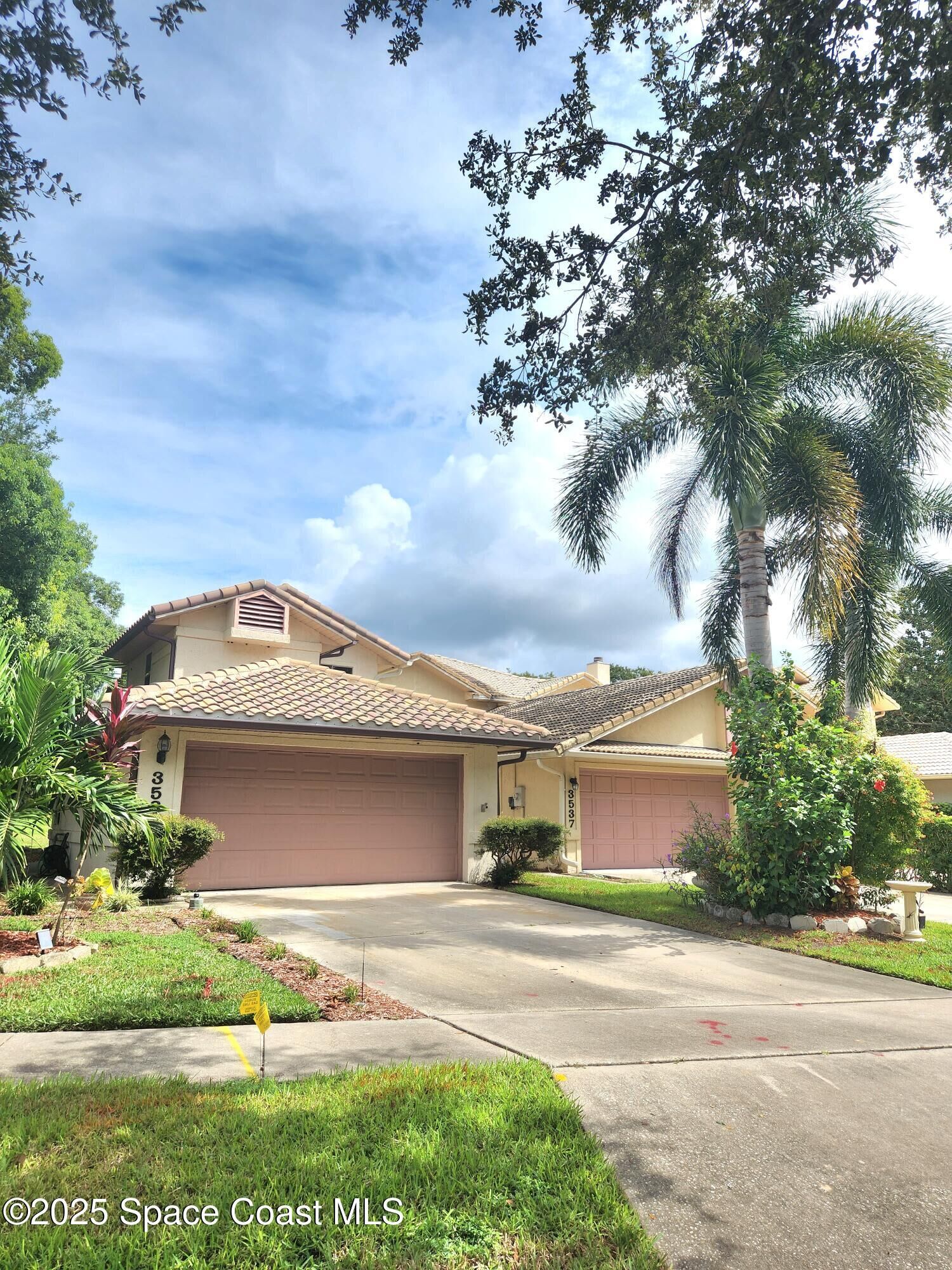 Property Photo:  3537 Muirfield Drive  FL 32780 