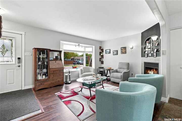 Property Photo:  1001 Mahoney Avenue  SK S7L 3Z2 