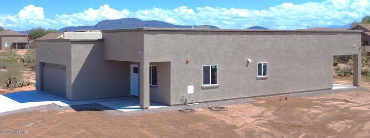 Property Photo: 7095 W Los Reales Road W AZ 85757
