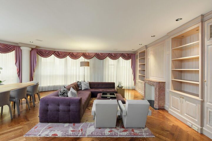 Property Photo:  77 Avenue Road 612  ON M5R 3R8 