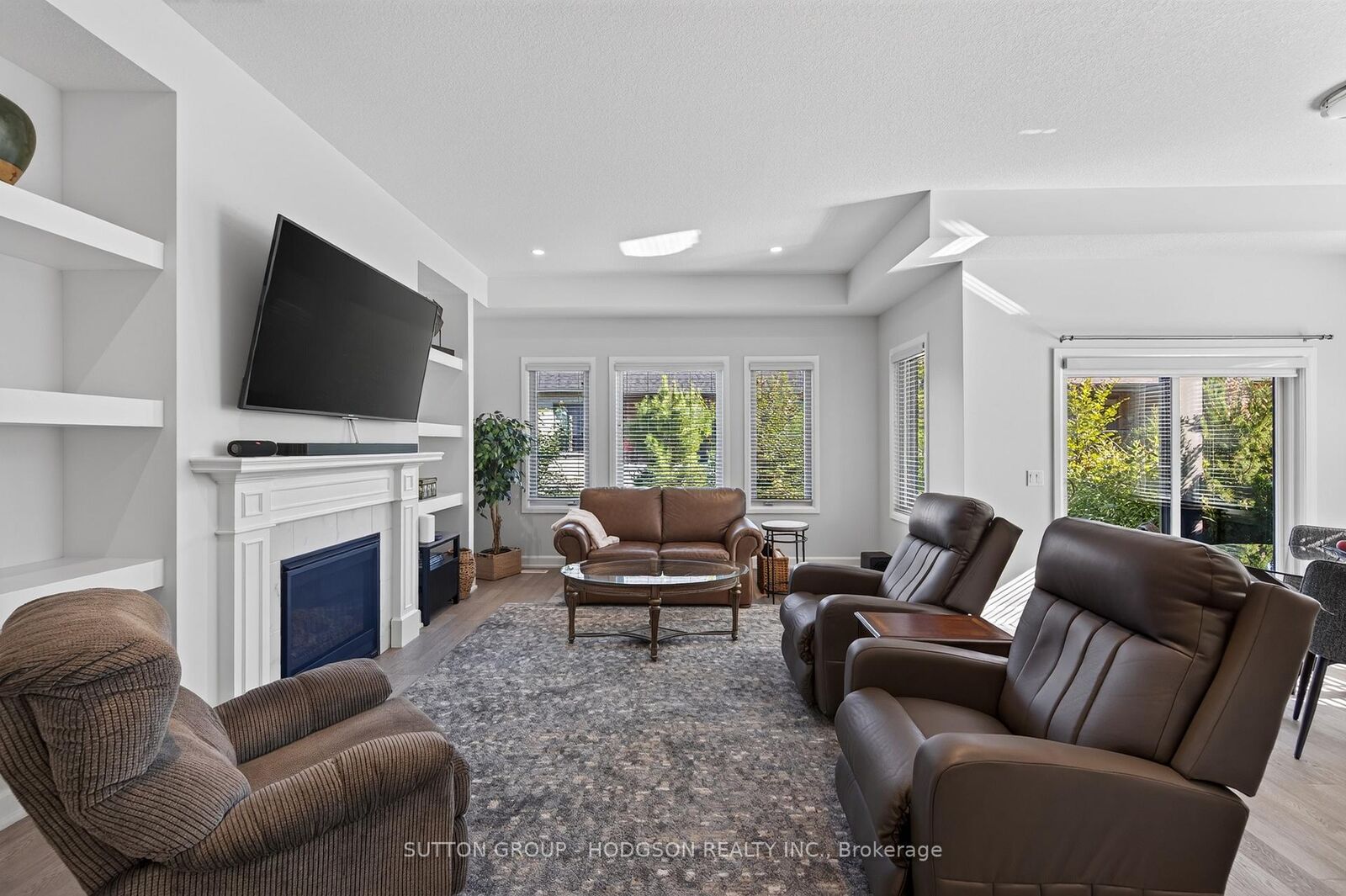 Property Photo:  1593 Ed Ervasti Crescent  ON N6K 5R7 