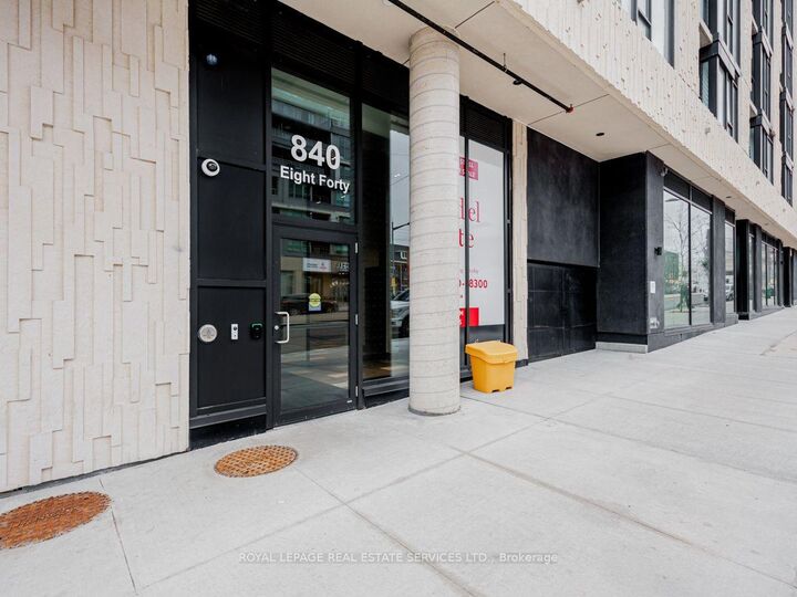 Property Photo:  840 St Clair Avenue W 311  ON M6C 0A4 