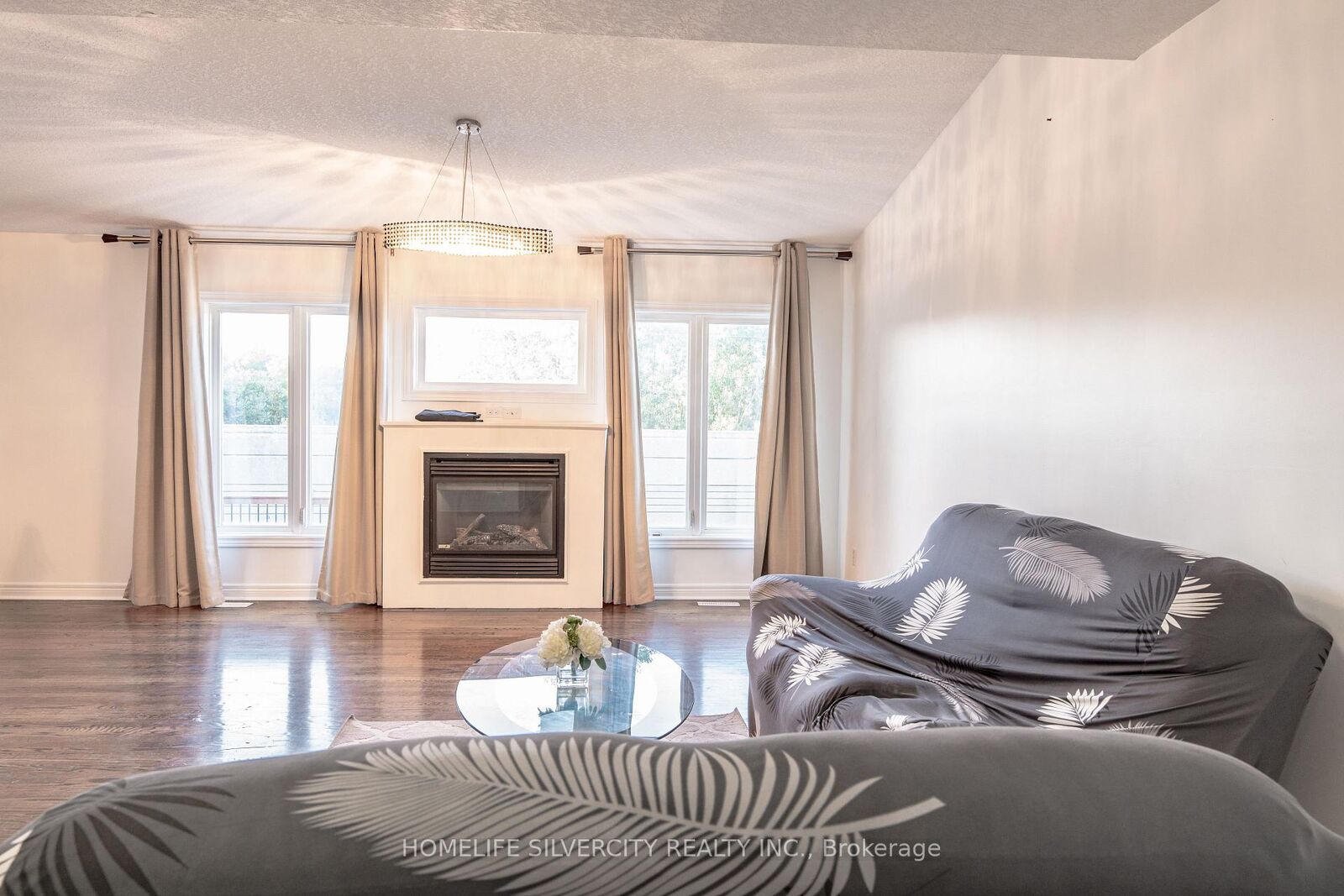 Property Photo:  685 North Leaksdale Circle  ON N6M 1M1 