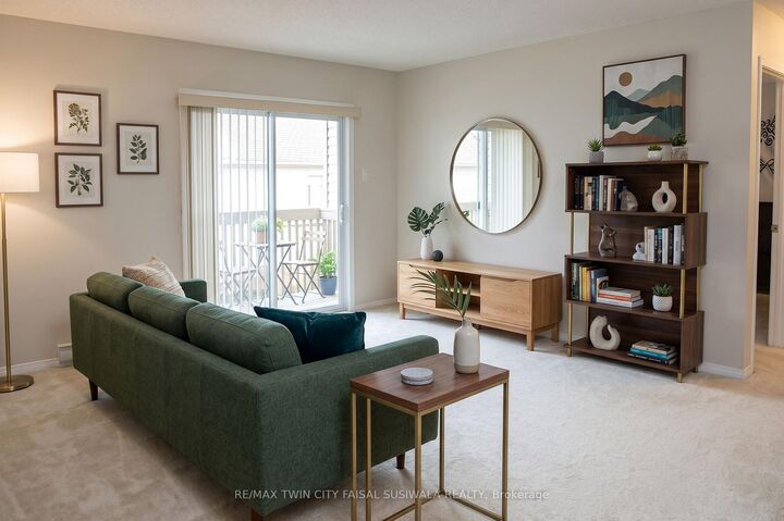 Property Photo:  565 Greenfield Avenue 312  ON N2C 2P3 