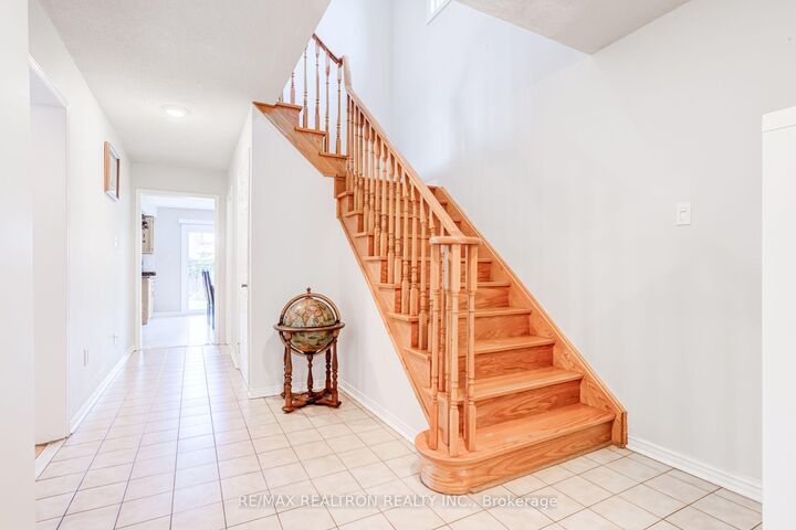 Property Photo:  4379 Radisson Crescent  ON L5M 4C4 