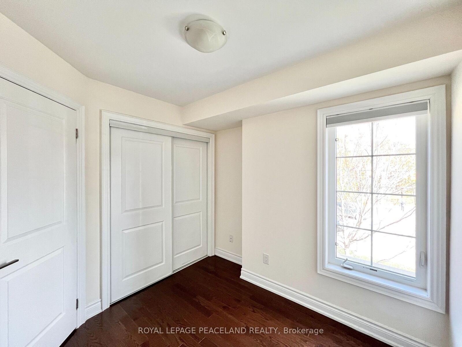 Property Photo:  82 Hargrave Lane  ON M4N 0A4 