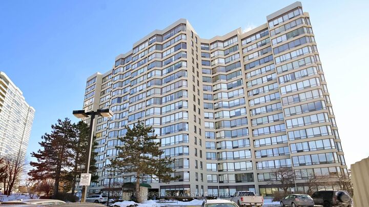 Property Photo:  26 Hanover Road 301  ON L6S 4T2 