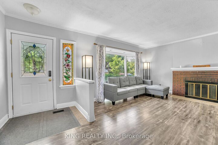 Property Photo:  60 Eastman Avenue  ON N5W 2M4 