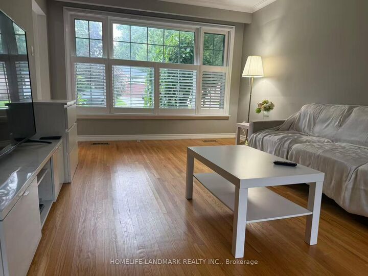 Property Photo:  83 Lincoln Green Drive  ON L3P 1R6 