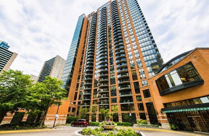 33 Sheppard Avenue E 3412 — photo 1