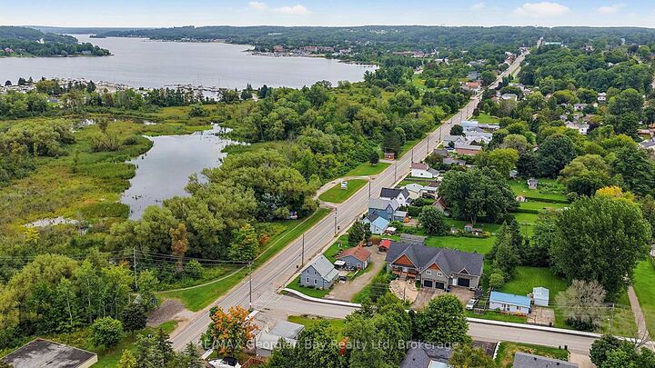 Property Photo:  154 Robert Street W  ON L9M 1P8 