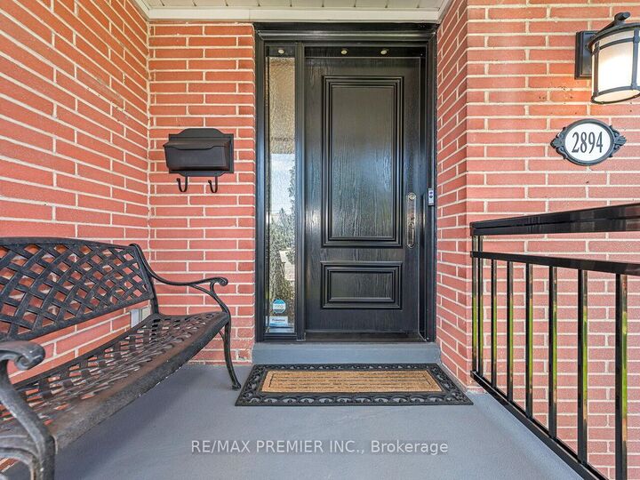 Property Photo:  2894 Weston Road  ON M9M 2S5 