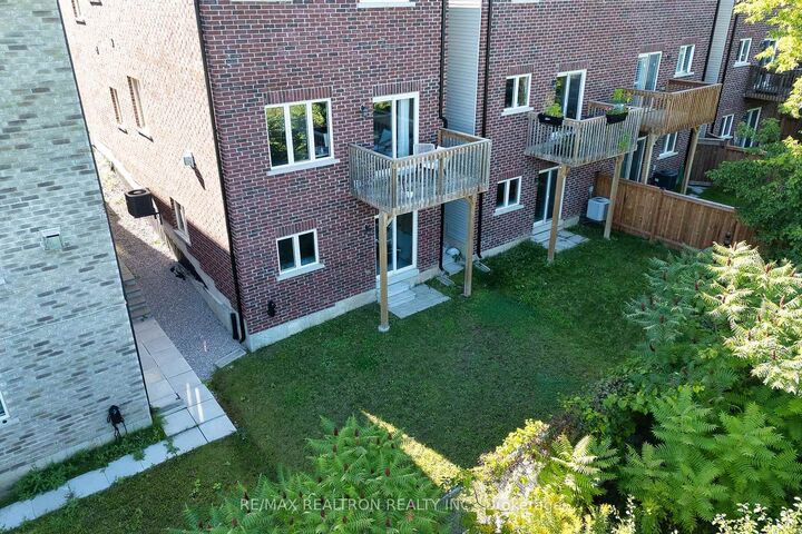 Property Photo:  1172 Peelar Crescent  ON L0L 1W0 
