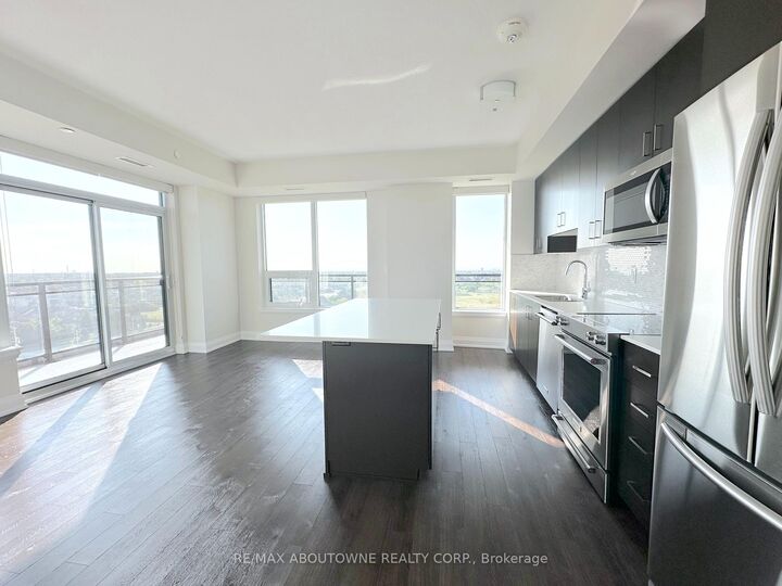Property Photo:  2333 Taunton Road 1006  ON L6H 0N5 