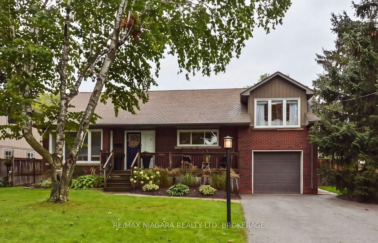 Property Photo:  9 Youngblut Avenue  ON L2N 1M9 