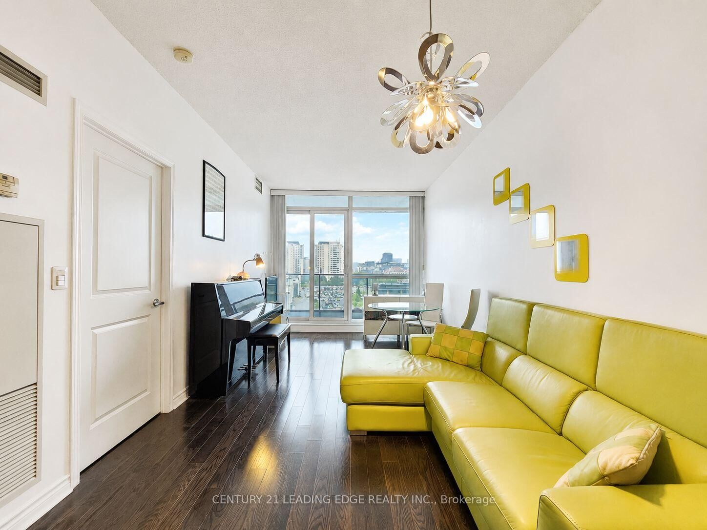 Property Photo:  2885 Bayview Avenue 404  ON M2N 3B4 