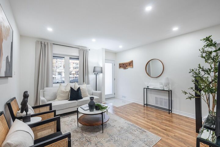 Property Photo:  10 Innes Avenue  ON M6E 1M8 