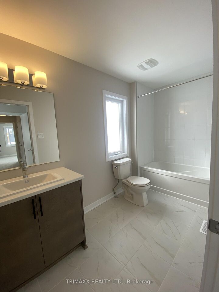 Property Photo:  690 Expansion Road  ON K2J 7G4 