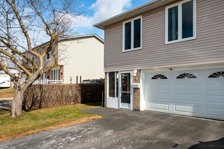 Property Photo:  6 Glenridge Road  ON L6S 1N3 
