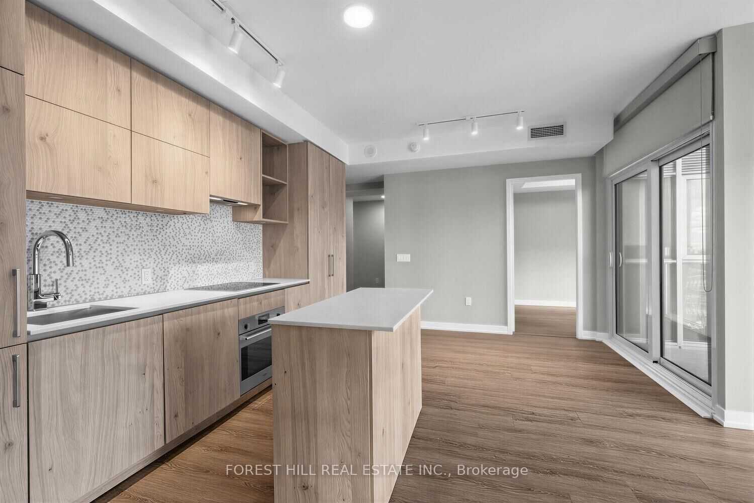 Property Photo:  1 Yorkville Avenue 3705  ON M4W 1L1 
