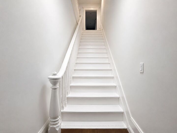 Photo de la propriété:  94 Wellington Street E 2  ON L4G 1H8 