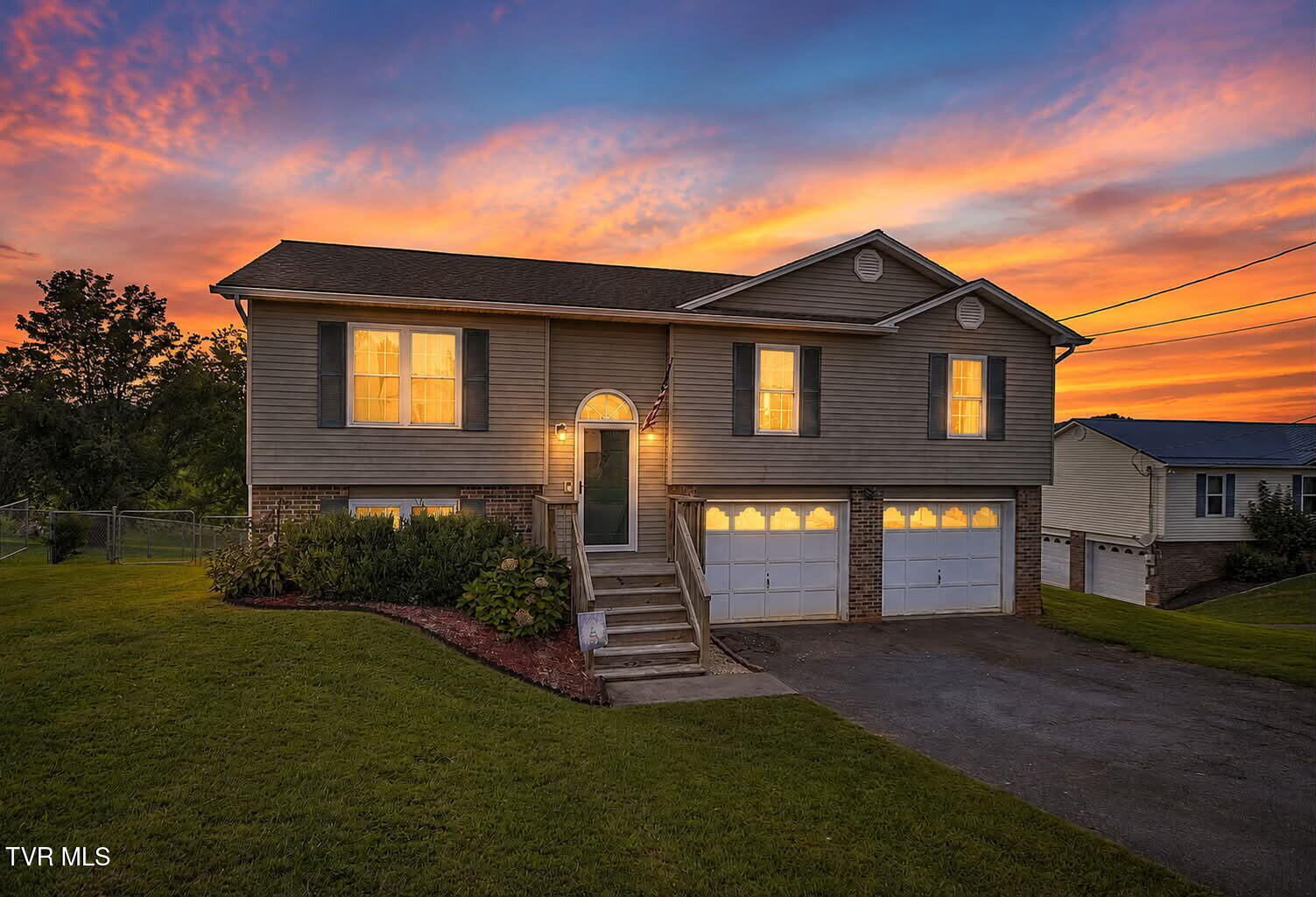 Property Photo:  107 Kinchloe Court  TN 37659 