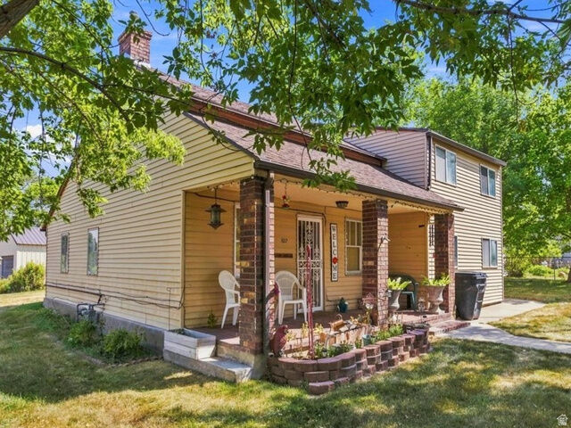 Property Photo:  107 E 200 N  UT 84647 