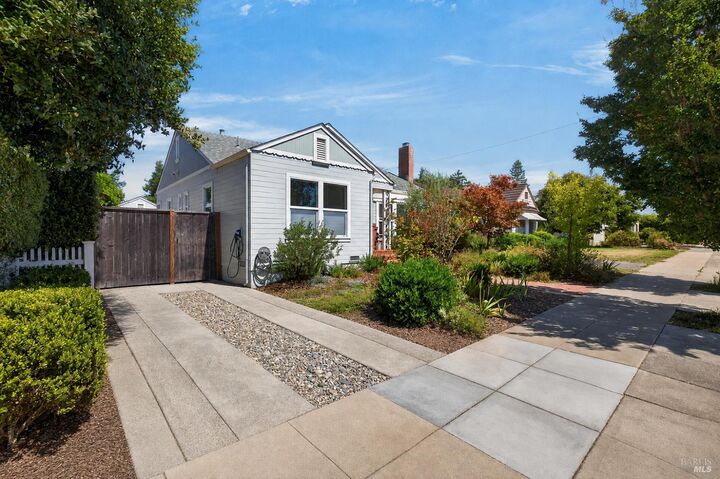 Property Photo: 705 5th Street CA 94952
