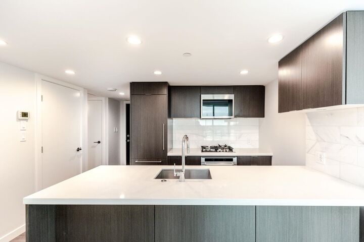 Property Photo:  8189 Cambie Street 1308  BC V6P 0G6 