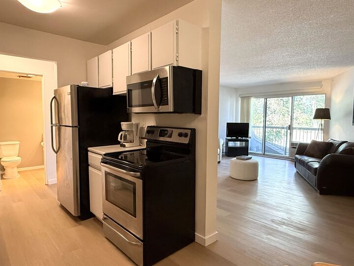Property Photo:  15020 North Bluff Road 218  BC V4B 5A4 