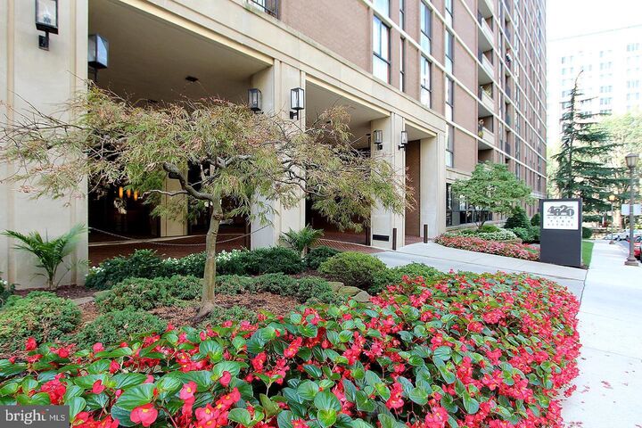 Property Photo:  4620 N Park Avenue 604E  MD 20815 